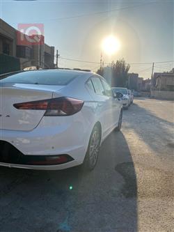 هیوندای ئەلەنترا